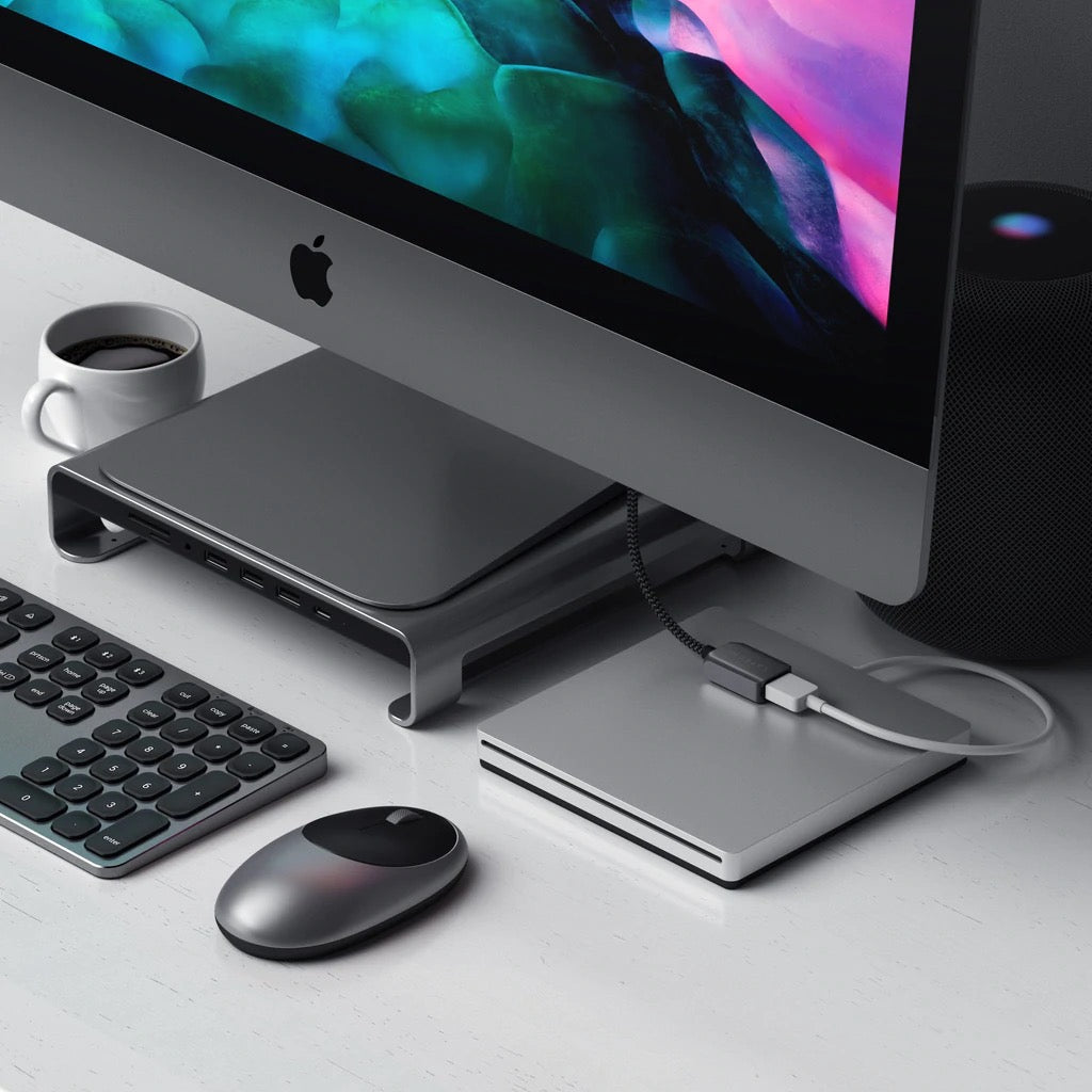 #color_space gray