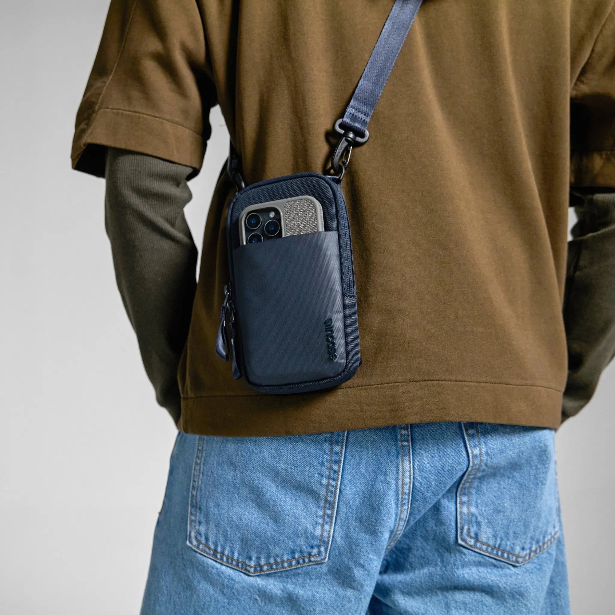 #color_navy blue